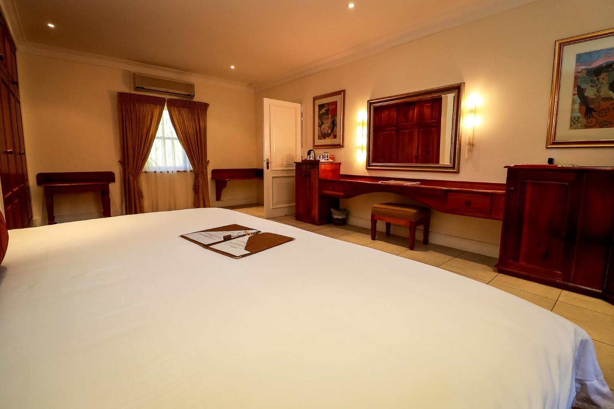 Altes Landhaus Country Lodge Oudtshoorn Ngoại thất bức ảnh