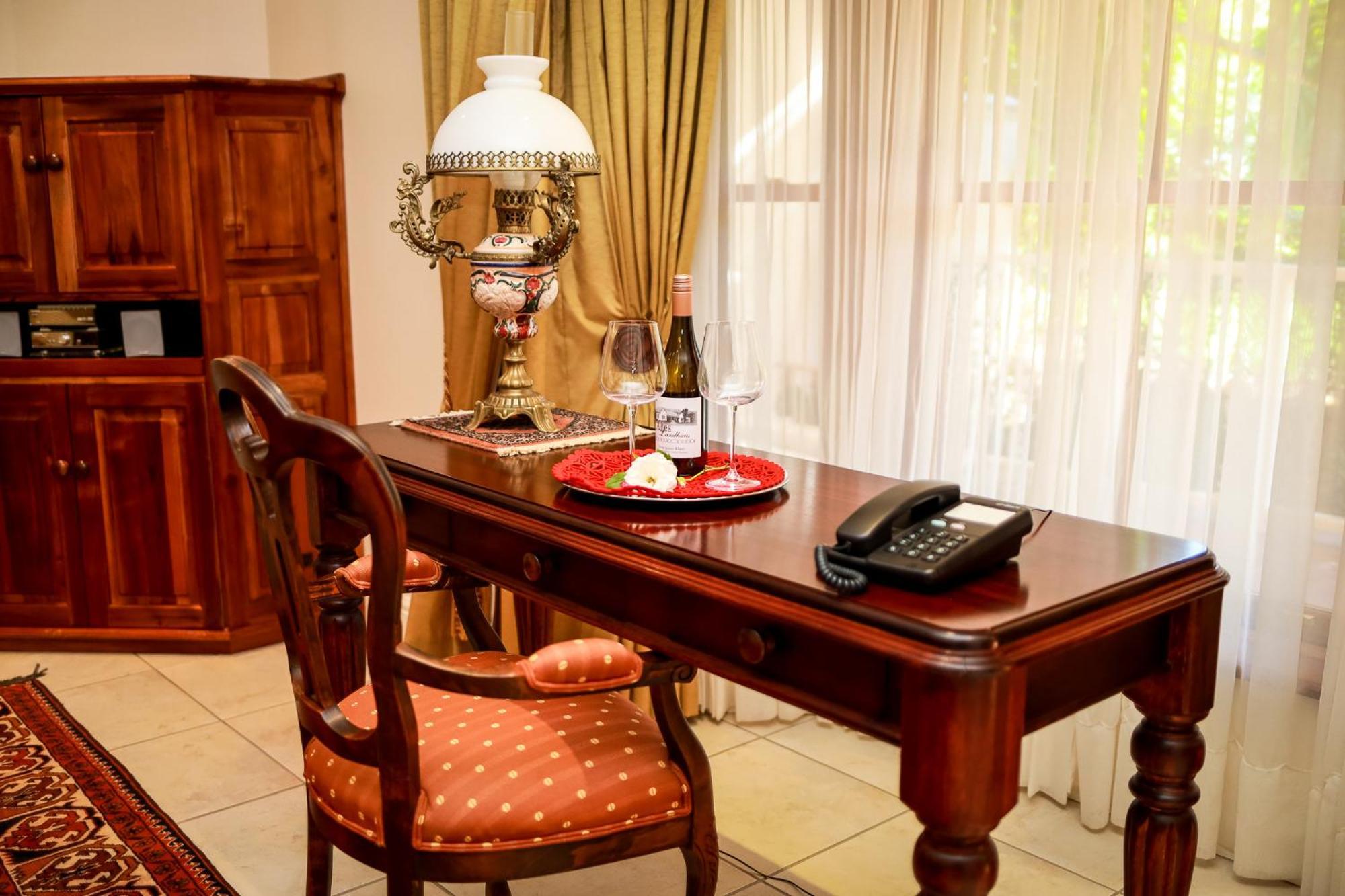 Altes Landhaus Country Lodge Oudtshoorn Ngoại thất bức ảnh
